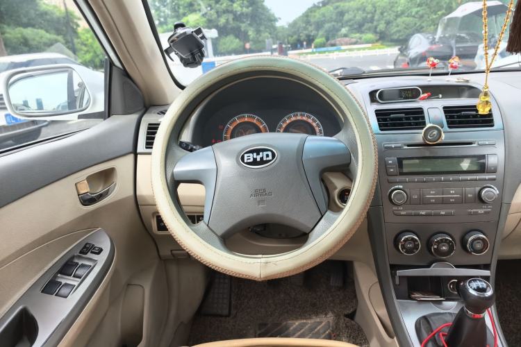 Used BYD L3 2012 1.5L Manual Comfort Edition Steering Wheel