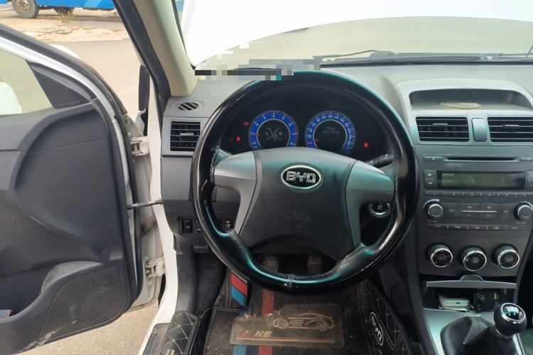 Used BYD L3 2012 1.5L Manual Comfort Edition Steering Wheel