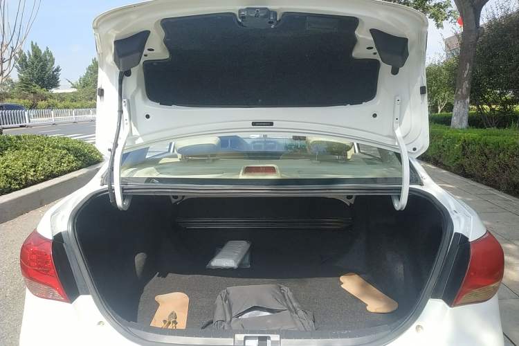 Used BYD L3 2012 1.5L Manual Comfort Edition Trunk
