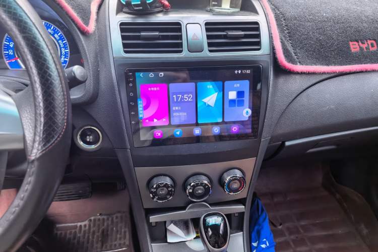 Used BYD L3 2013 1.5L Automatic Comfort Edition Audio And AC Panel