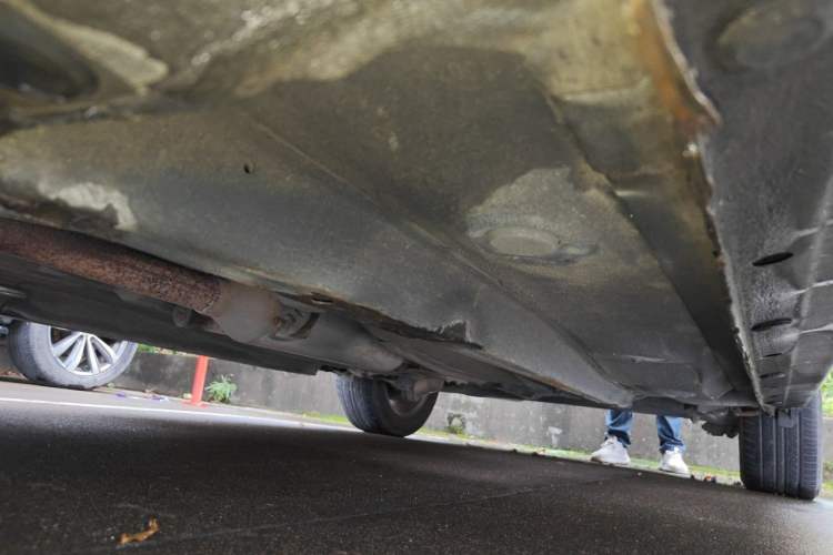Used BYD L3 2013 1.5L Automatic Prestige Model Chassis Front Left