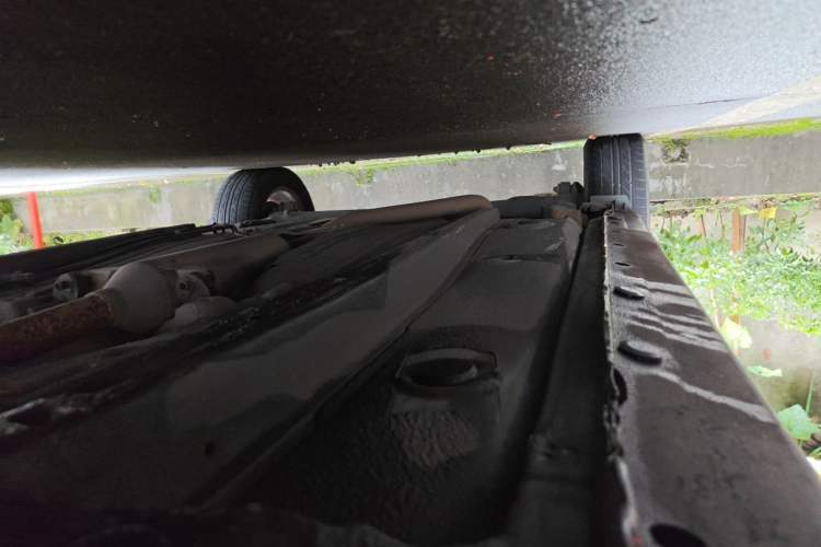 Used BYD L3 2013 1.5L Automatic Prestige Model Chassis Front Right