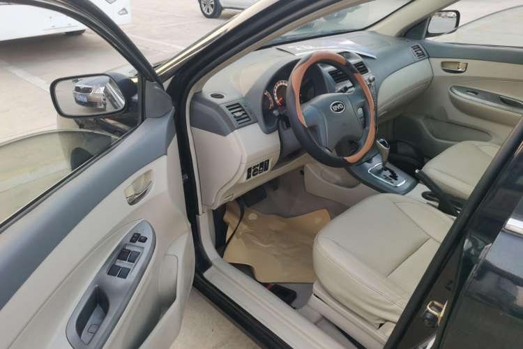 Used BYD L3 2013 1.5L Automatic Comfort Edition Driver Seat