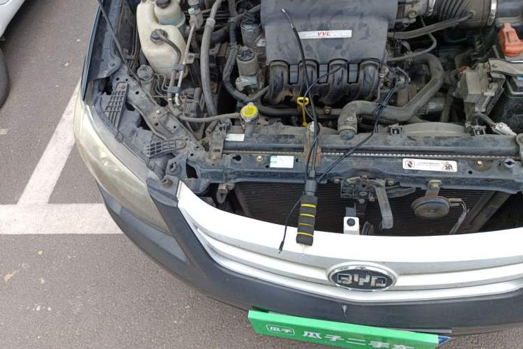 Used BYD L3 2013 1.5L Automatic Comfort Edition Engine Bay Right