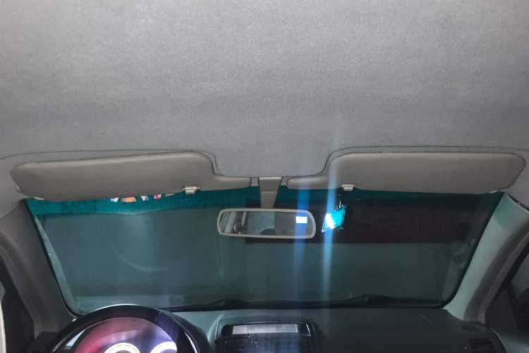 Used BYD L3 2013 1.5L Automatic Comfort Edition Headliner