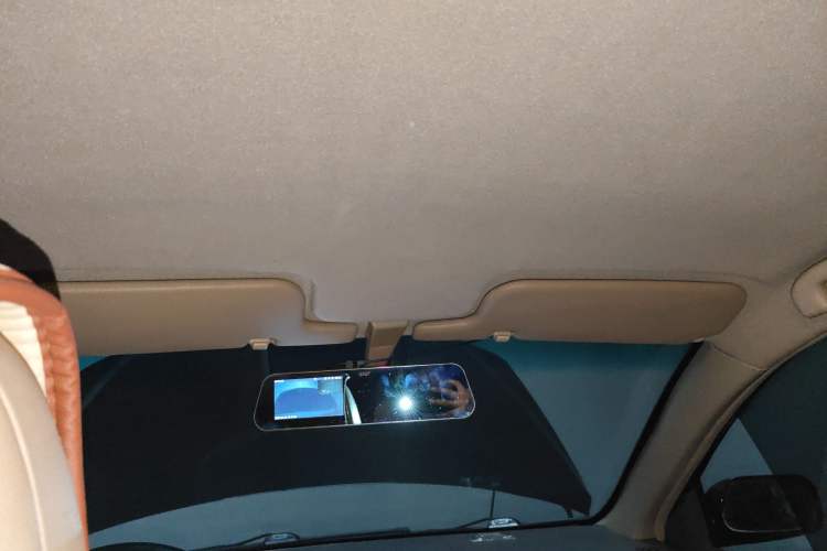 Used BYD L3 2013 1.5L Automatic Comfort Edition Headliner
