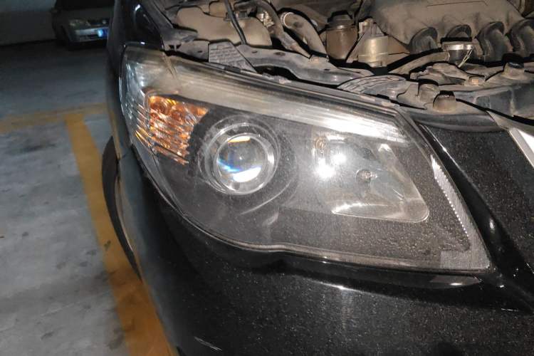 Used BYD L3 2013 1.5L Automatic Comfort Edition Right Front Headlight
