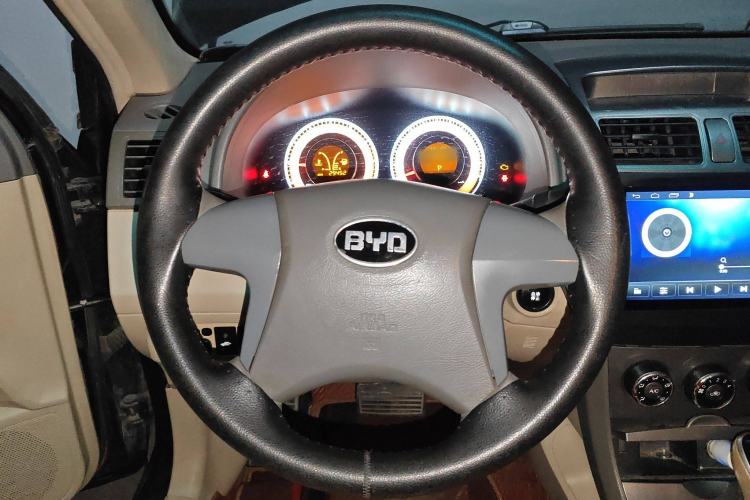 Used BYD L3 2013 1.5L Automatic Comfort Edition Steering Wheel