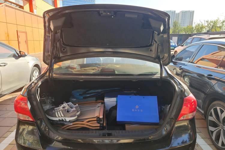 Used BYD L3 2013 1.5L Automatic Prestige Model Trunk