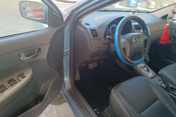 Used BYD L3 2013 1.5L Automatic Comfort Edition Driver Seat