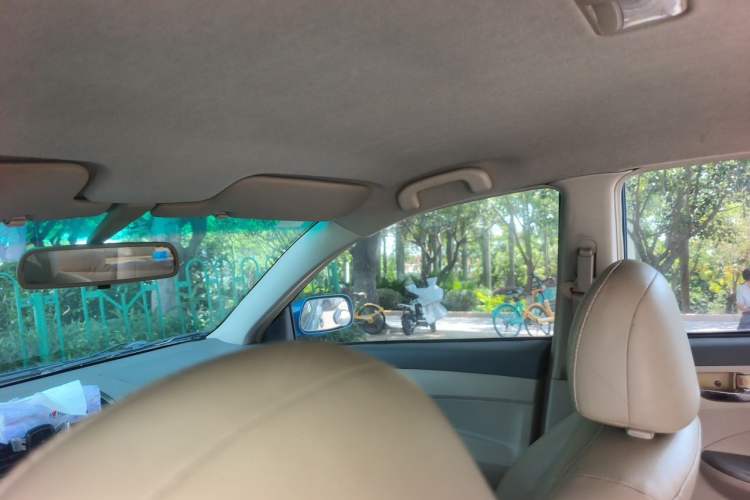 Used BYD L3 2013 1.5L Automatic Comfort Edition Headliner