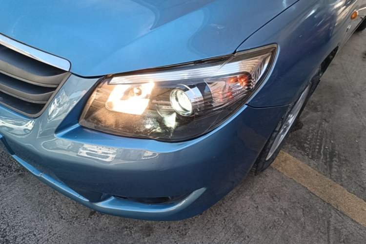 Used BYD L3 2013 1.5L Automatic Comfort Edition Left Front Headlight