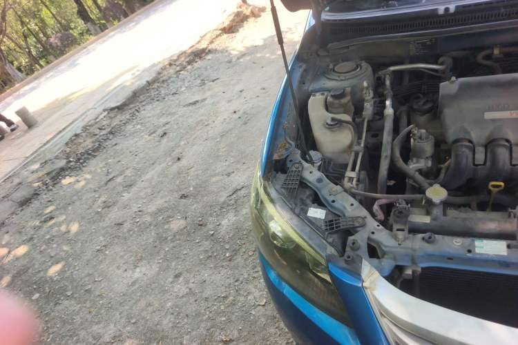 Used BYD L3 2013 1.5L Automatic Comfort Edition Right Front Headlight
