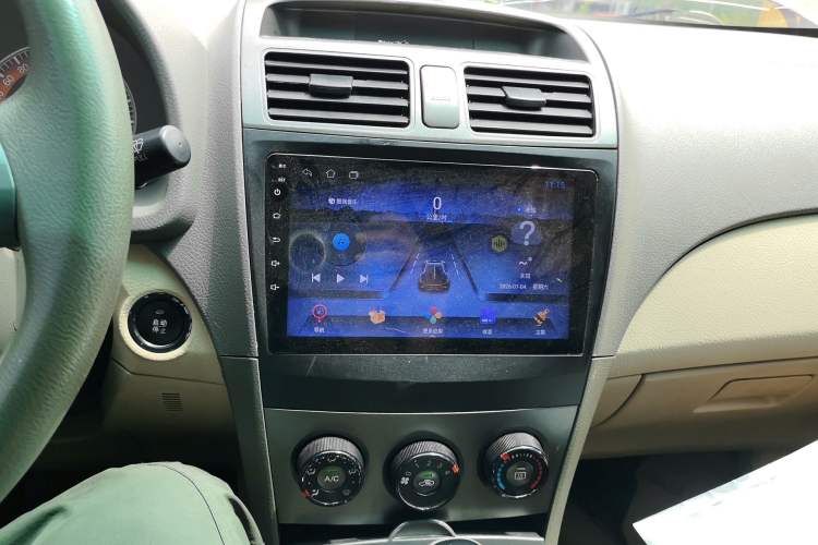 Used BYD L3 2013 1.5L Automatic Comfort Edition Audio And AC Panel