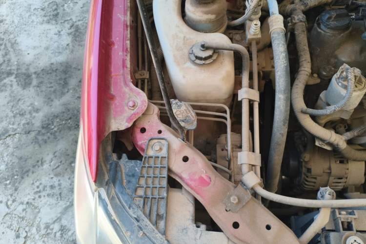 Used BYD L3 2013 1.5L Automatic Comfort Edition Engine Bay Right