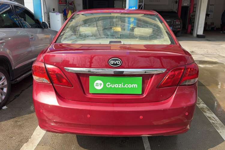 Used BYD L3 2013 1.5L Automatic Comfort Edition Exterior 4