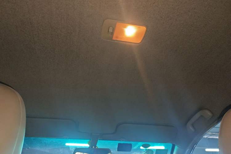 Used BYD L3 2013 1.5L Automatic Comfort Edition Headliner