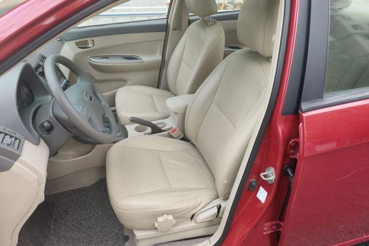 Used BYD L3 2013 1.5L Automatic Prestige Model Left Front Seat