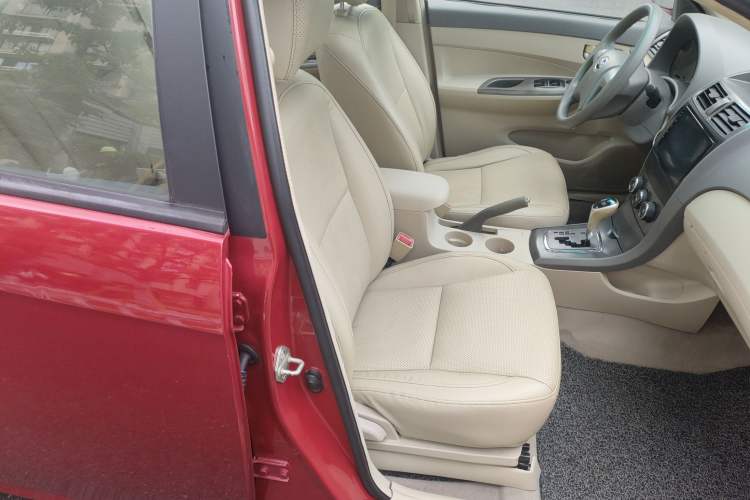 Used BYD L3 2013 1.5L Automatic Prestige Model Right Front Seat