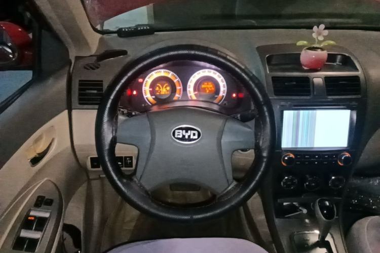 Used BYD L3 2013 1.5L Automatic Comfort Edition Steering Wheel