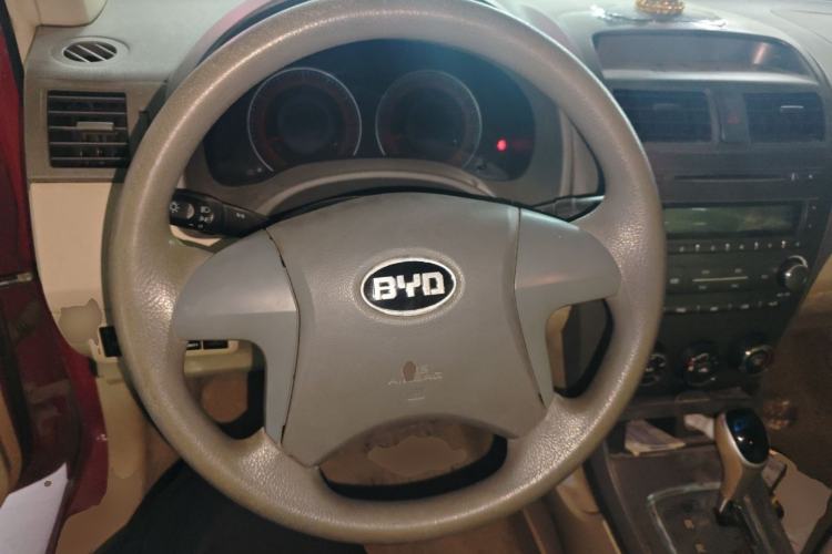 Used BYD L3 2013 1.5L Automatic Comfort Edition Steering Wheel