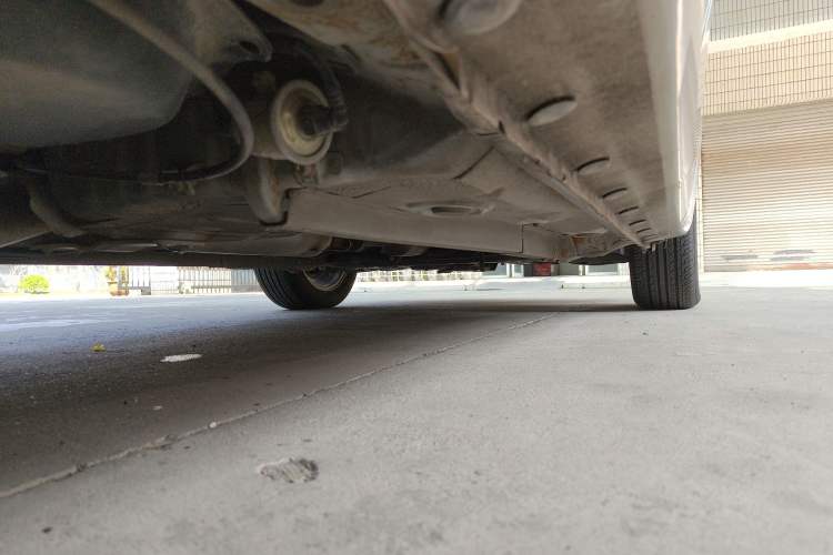 Used BYD L3 2013 1.5L Automatic Prestige Model Chassis Rear Right