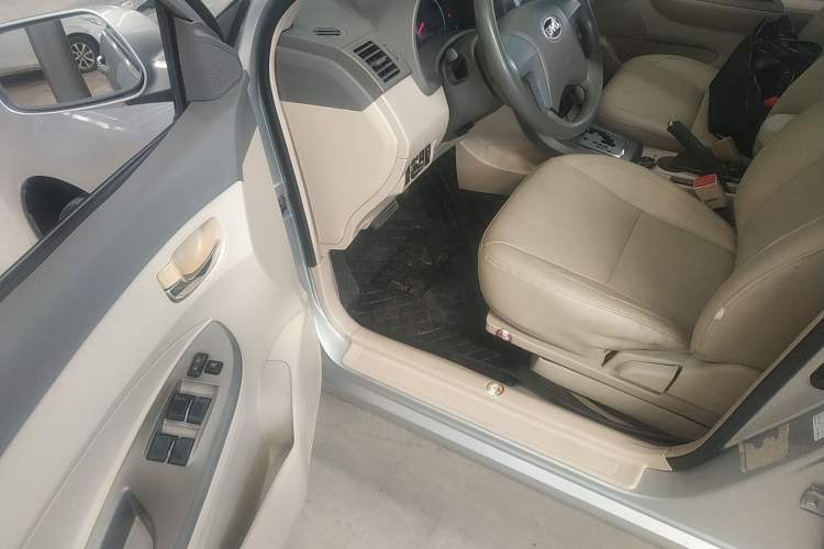 Used BYD L3 2013 1.5L Automatic Comfort Edition Driver Seat
