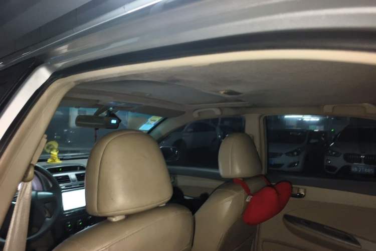 Used BYD L3 2013 1.5L Automatic Prestige Model Headliner