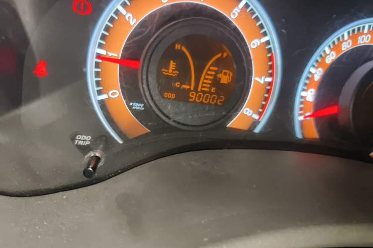 Used BYD L3 2013 1.5L Automatic Prestige Model Odometer Close Up