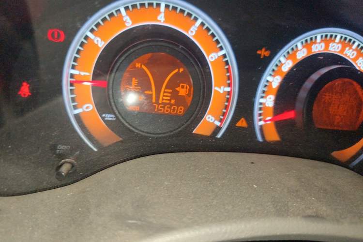 Used BYD L3 2013 1.5L Automatic Comfort Edition Odometer Close Up