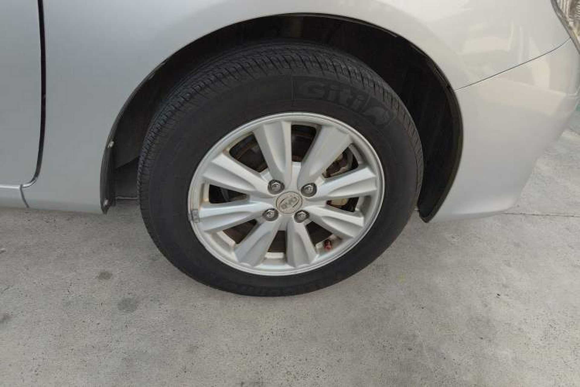 Used BYD L3 2013 1.5L Automatic Prestige Model Right Front Wheel Hub