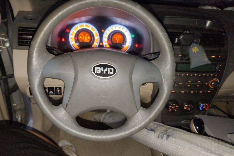 Used BYD L3 2013 1.5L Automatic Comfort Edition Steering Wheel