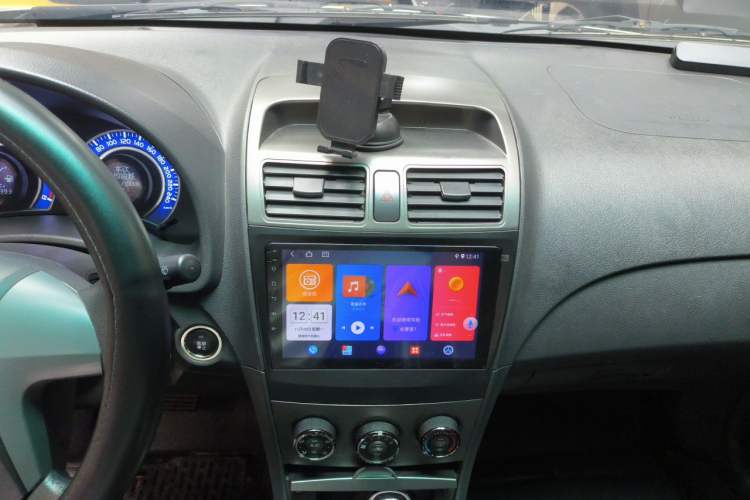 Used BYD L3 2013 1.5L Automatic Comfort Edition Audio And AC Panel