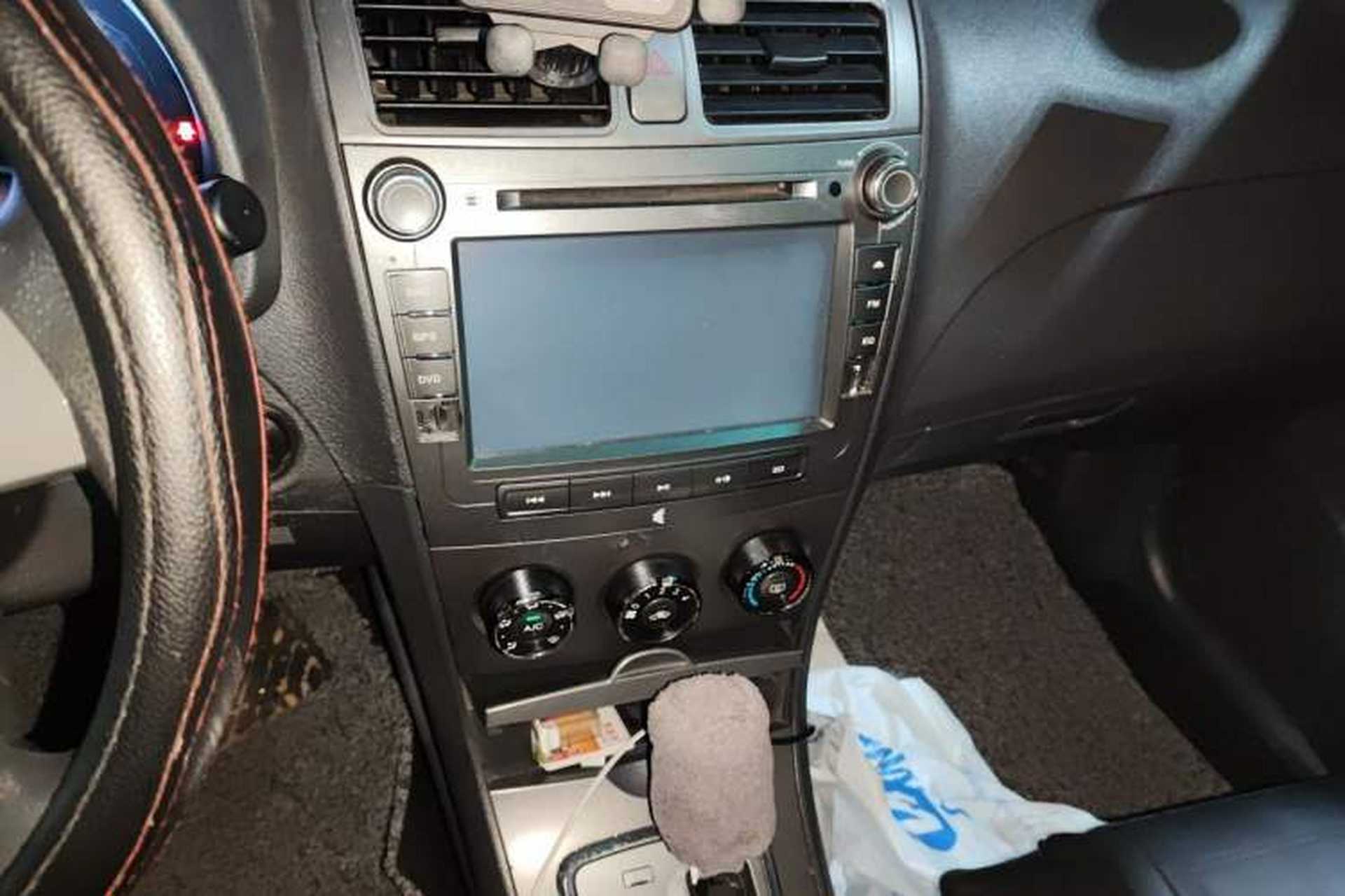 Used BYD L3 2013 1.5L Automatic Comfort Edition Audio And AC Panel