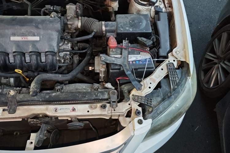 Used BYD L3 2013 1.5L Automatic Comfort Edition Engine Bay Left
