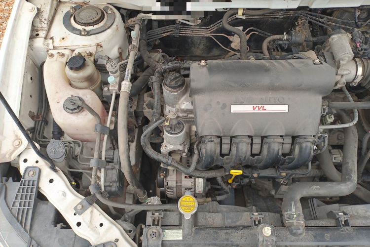 Used BYD L3 2013 1.5L Automatic Comfort Edition Engine Bay Right
