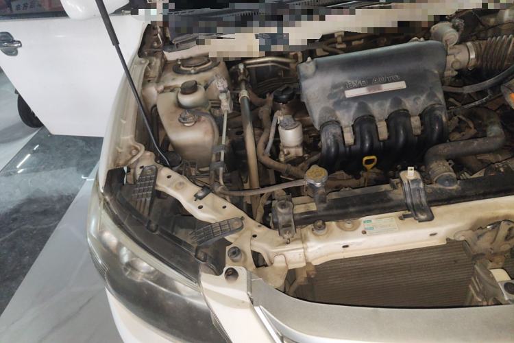 Used BYD L3 2013 1.5L Automatic Comfort Edition Engine Bay Right