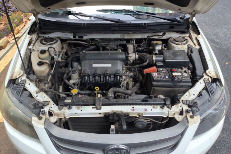 Used BYD L3 2013 1.5L Automatic Comfort Edition Engine Bay