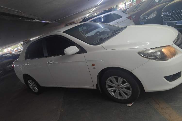 Used BYD L3 2013 1.5L Automatic Comfort Edition Exterior 2