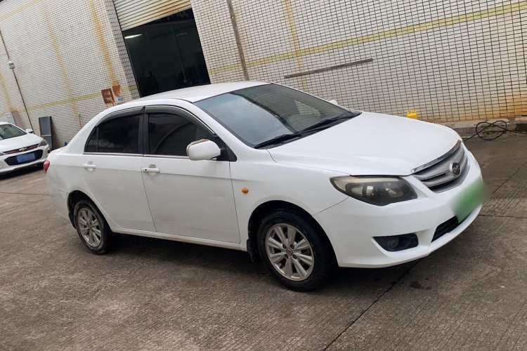 Used BYD L3 2013 1.5L Automatic Comfort Edition Exterior 2
