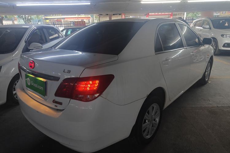 Used BYD L3 2013 1.5L Automatic Comfort Edition Exterior 3