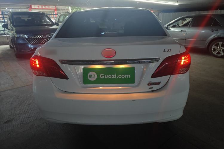 Used BYD L3 2013 1.5L Automatic Comfort Edition Exterior 4