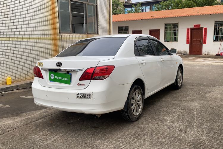 Used BYD L3 2013 1.5L Automatic Comfort Edition Exterior 4