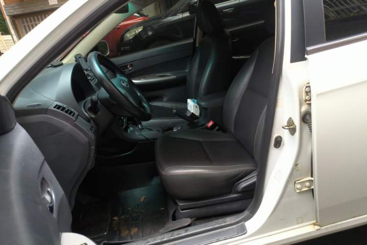 Used BYD L3 2013 1.5L Automatic Comfort Edition Left Front Seat