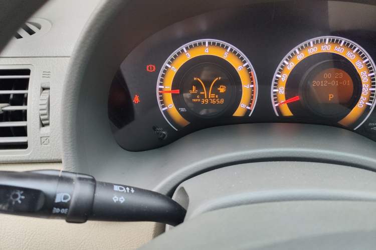 Used BYD L3 2013 1.5L Automatic Comfort Edition Odometer Close Up