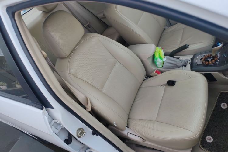 Used BYD L3 2013 1.5L Automatic Comfort Edition Right Front Seat