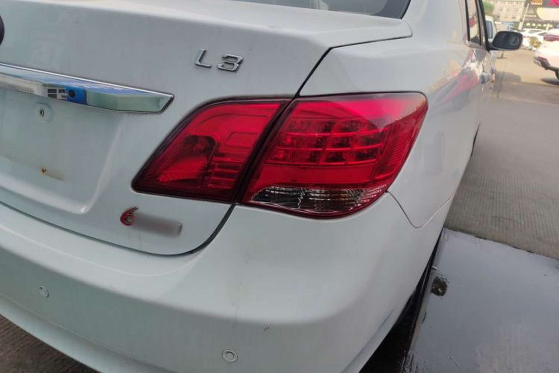 Used BYD L3 2013 1.5L Automatic Comfort Edition Right Rear Taillight