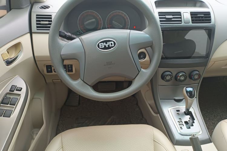 Used BYD L3 2013 1.5L Automatic Comfort Edition Steering Wheel