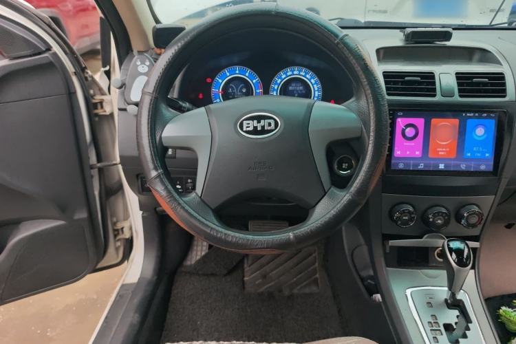 Used BYD L3 2013 1.5L Automatic Comfort Edition Steering Wheel