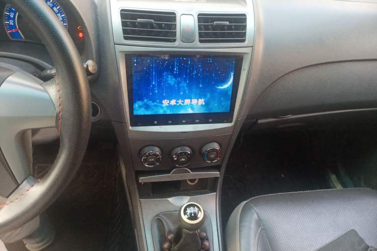Used BYD L3 2015 Energy-Efficient Model 1.5L Manual Comfort Edition Audio And AC Panel